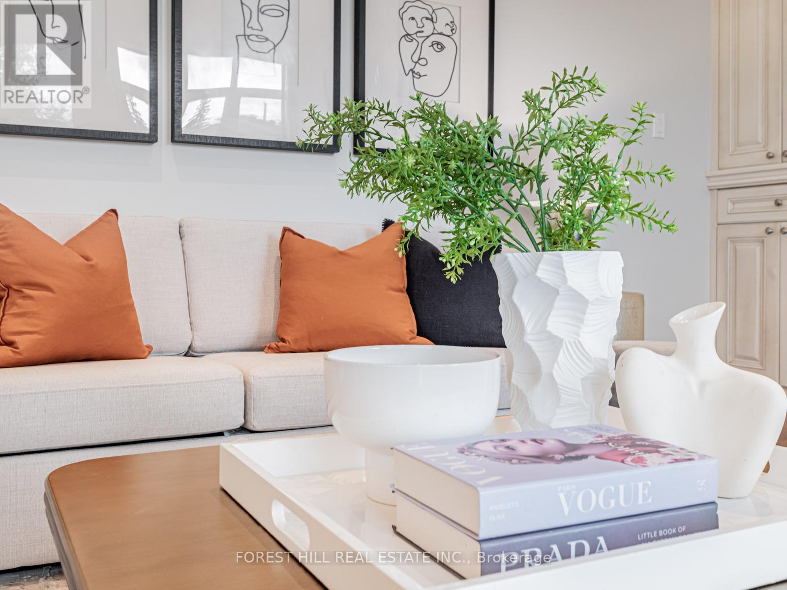 6 Terrace Avenue, Toronto, Ontario  M2R 1E9 - Photo 5 - C12608778