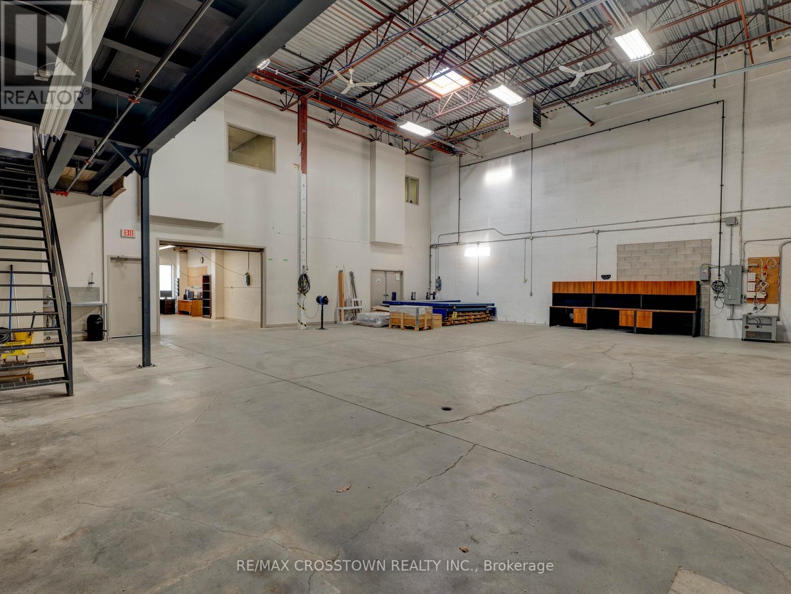 32&33 - 411 Four Valley Drive, Vaughan, Ontario  L4K 5Y8 - Photo 12 - N12609064