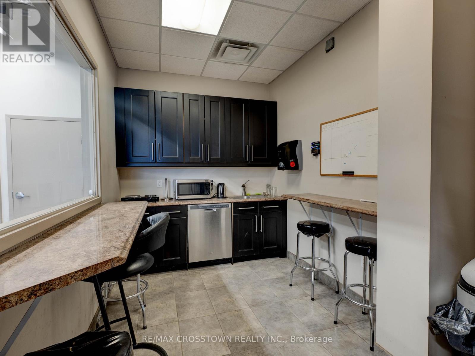 32&33 - 411 Four Valley Drive, Vaughan, Ontario  L4K 5Y8 - Photo 9 - N12609064