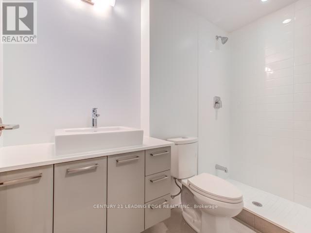 625 - 4800 Highway 7 Road, Vaughan (East Woodbridge), Ontario  L4L 1H8 - Photo 2 - N12609094