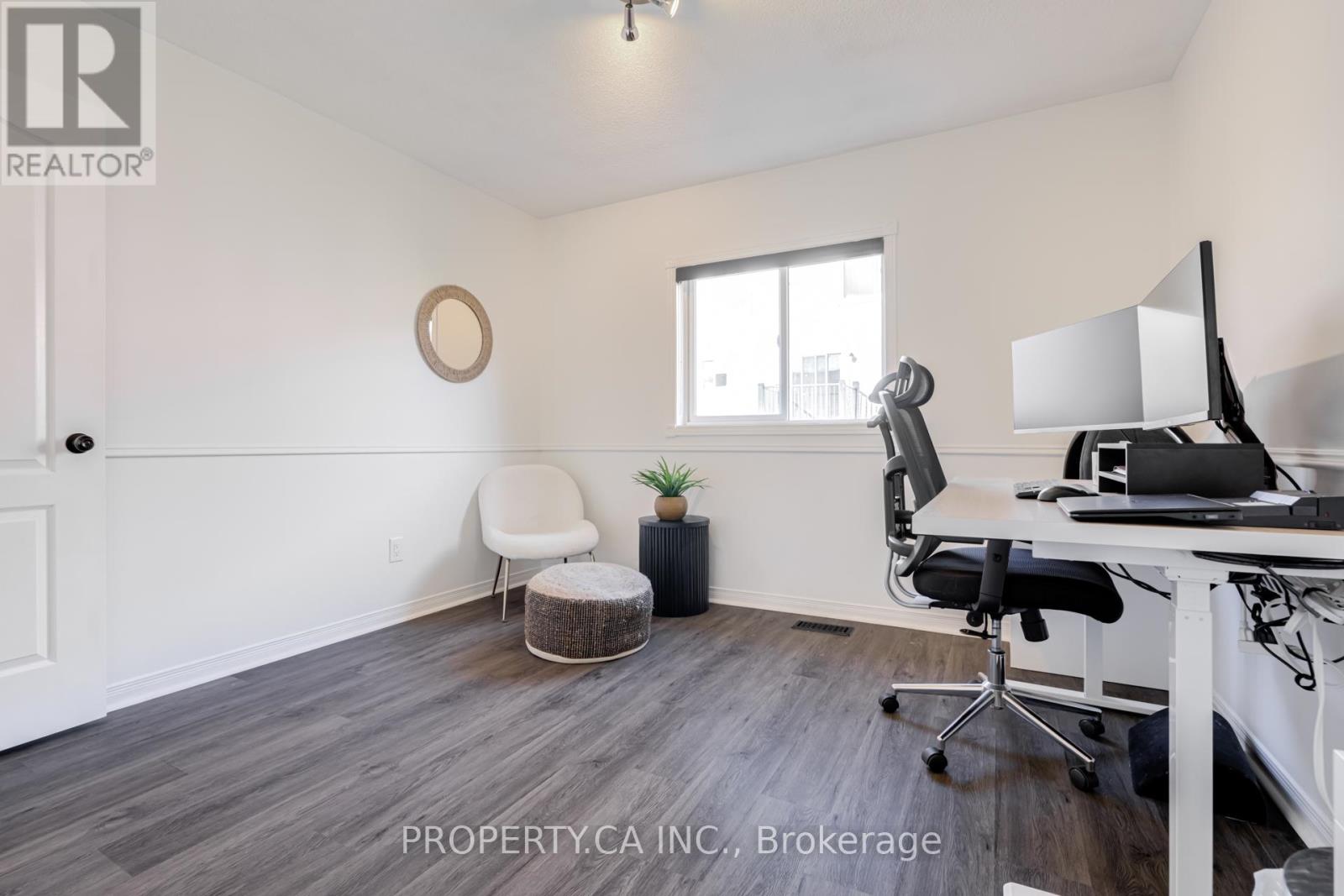 58 Glasgow Crescent, Georgina, Ontario  L4P 4B3 - Photo 21 - N12609096