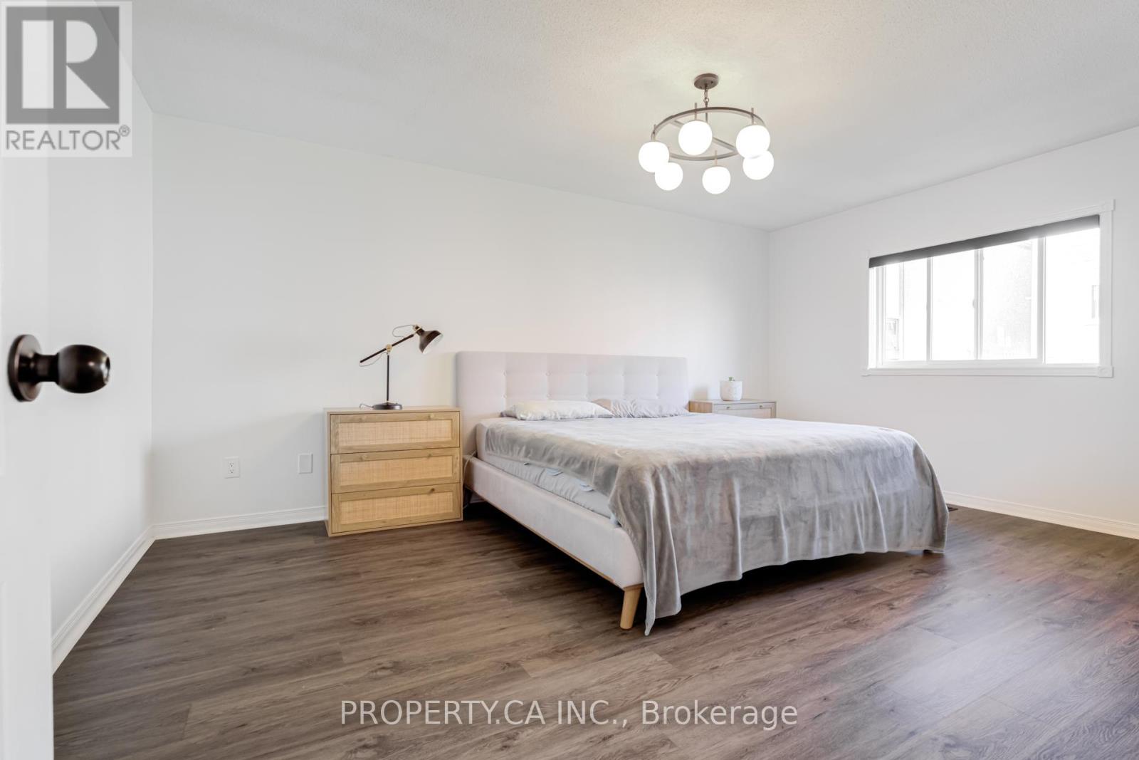 58 Glasgow Crescent, Georgina, Ontario  L4P 4B3 - Photo 22 - N12609096