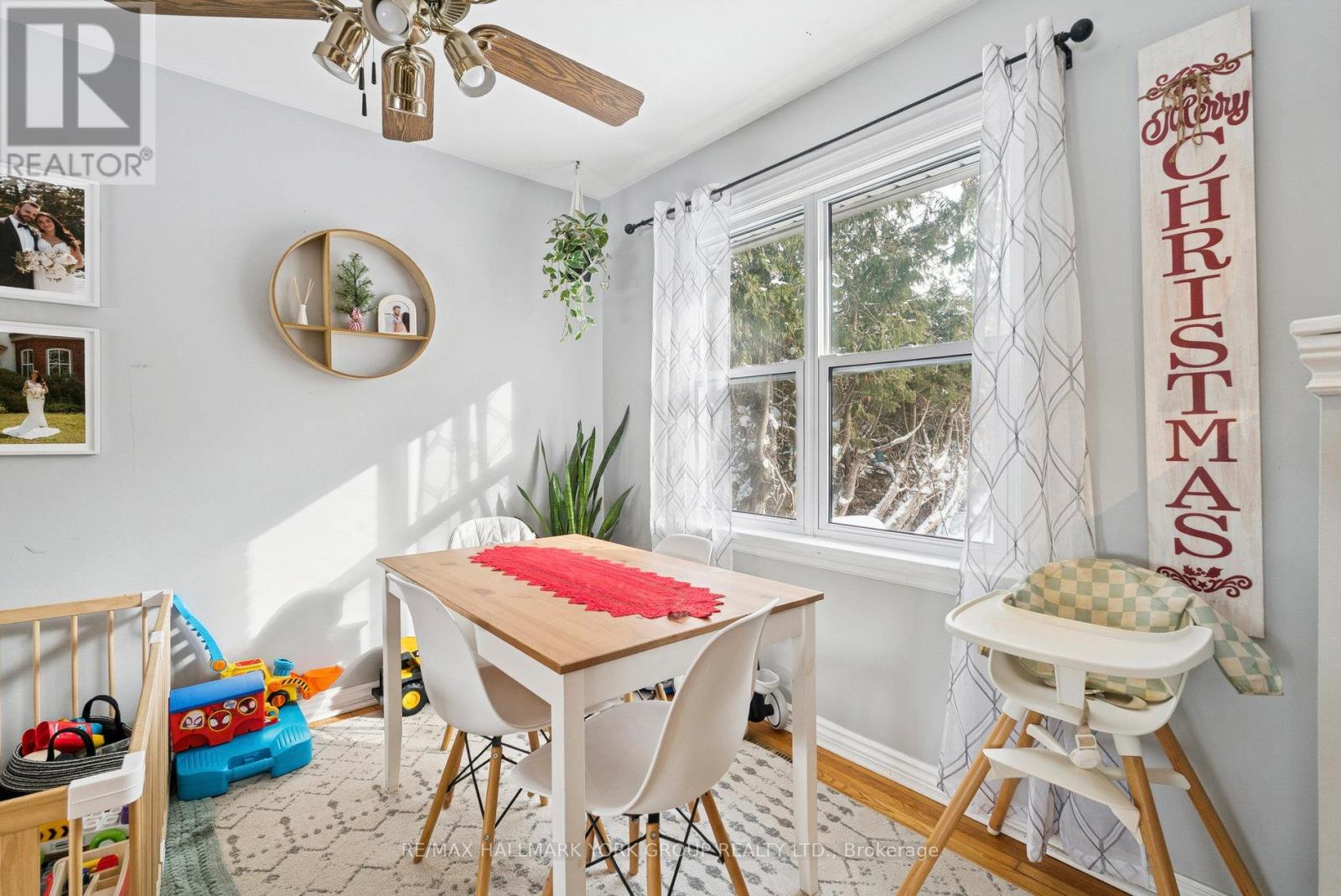 1 Middle Street, Georgina (Sutton & Jackson's Point), Ontario  L0E 1R0 - Photo 4 - N12609158