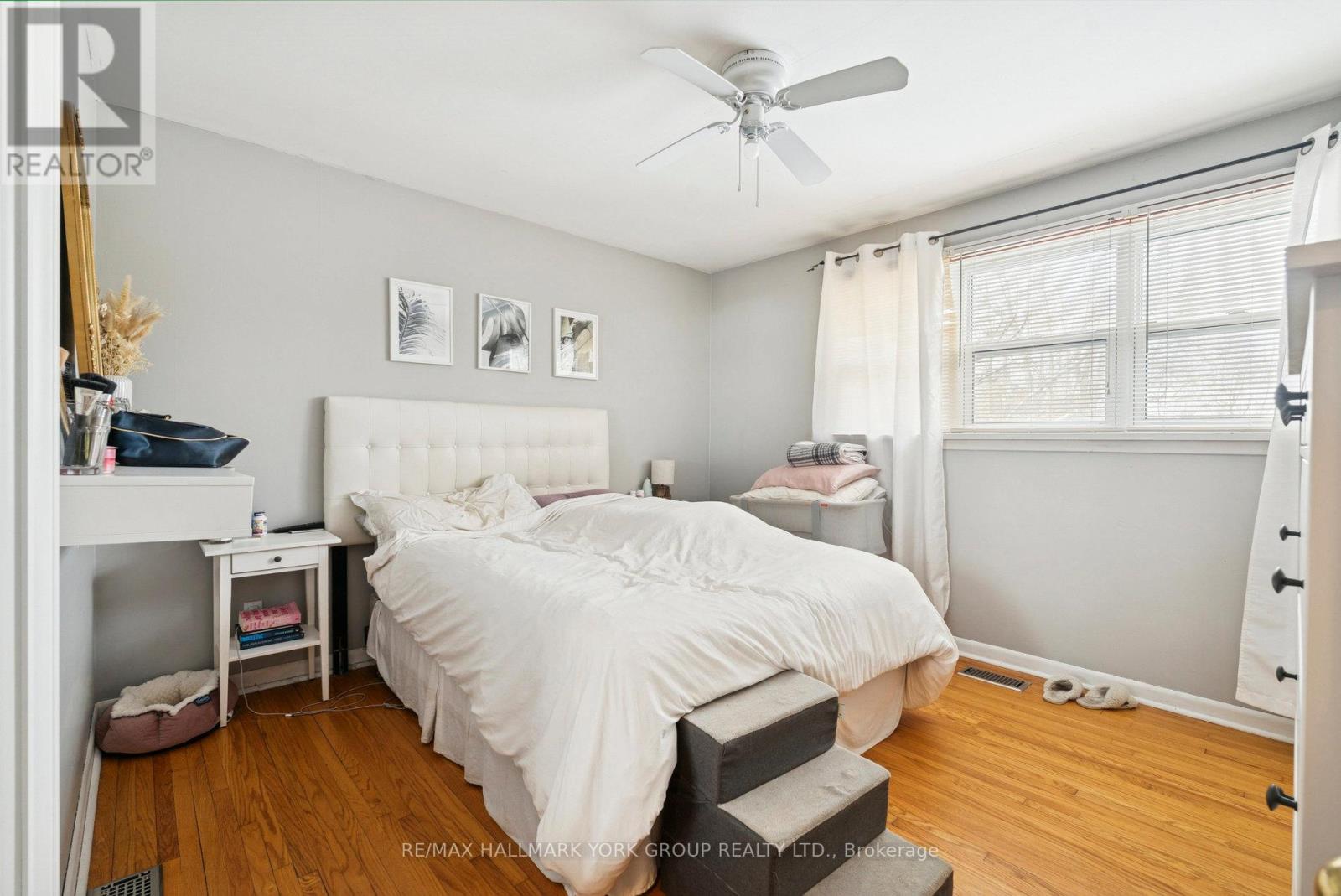 1 Middle Street, Georgina (Sutton & Jackson's Point), Ontario  L0E 1R0 - Photo 6 - N12609158