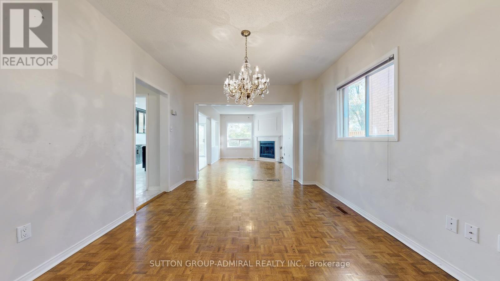 59 Springer Drive, Richmond Hill, Ontario  L4C 0G3 - Photo 26 - N12609192