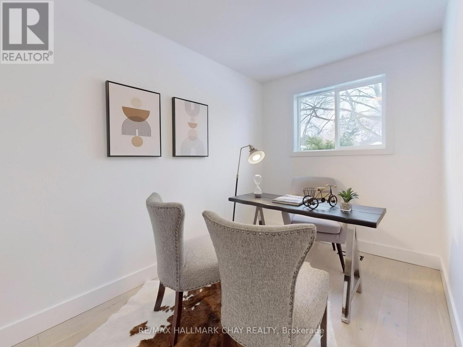 3 Davidson Road, Aurora, Ontario  L4G 2A9 - Photo 10 - N12609204