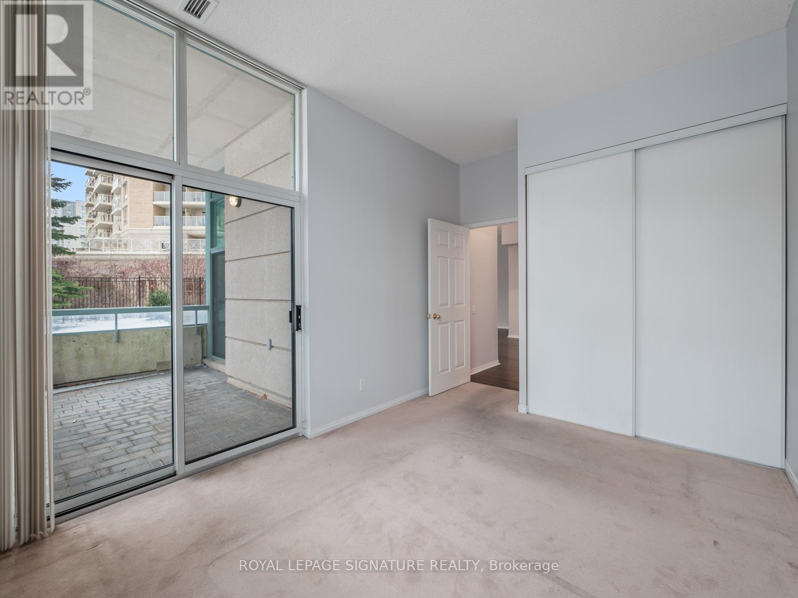 102 - 5 Emerald Lane, Vaughan (Crestwood-Springfarm-Yorkhill), Ontario  L4J 8P7 - Photo 11 - N12609216