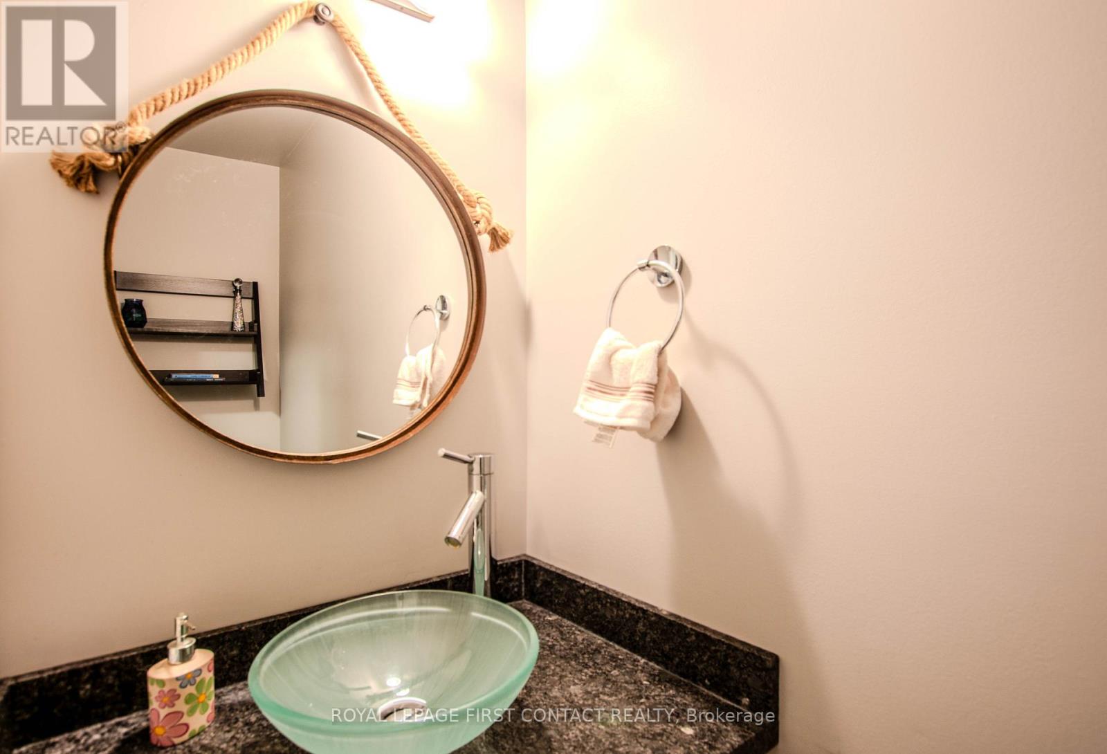 63 Gore Drive, Barrie (Ardagh), Ontario  L4N 5R5 - Photo 17 - S12609146