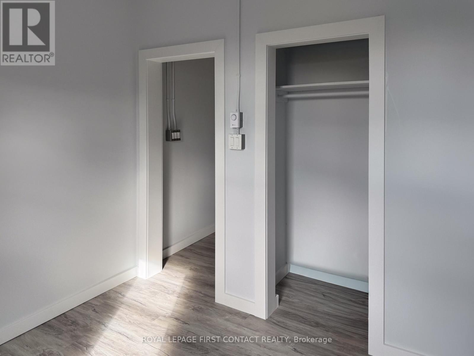 A - 23 Peter Street S, Orillia, Ontario  L3V 5A8 - Photo 4 - S12609156