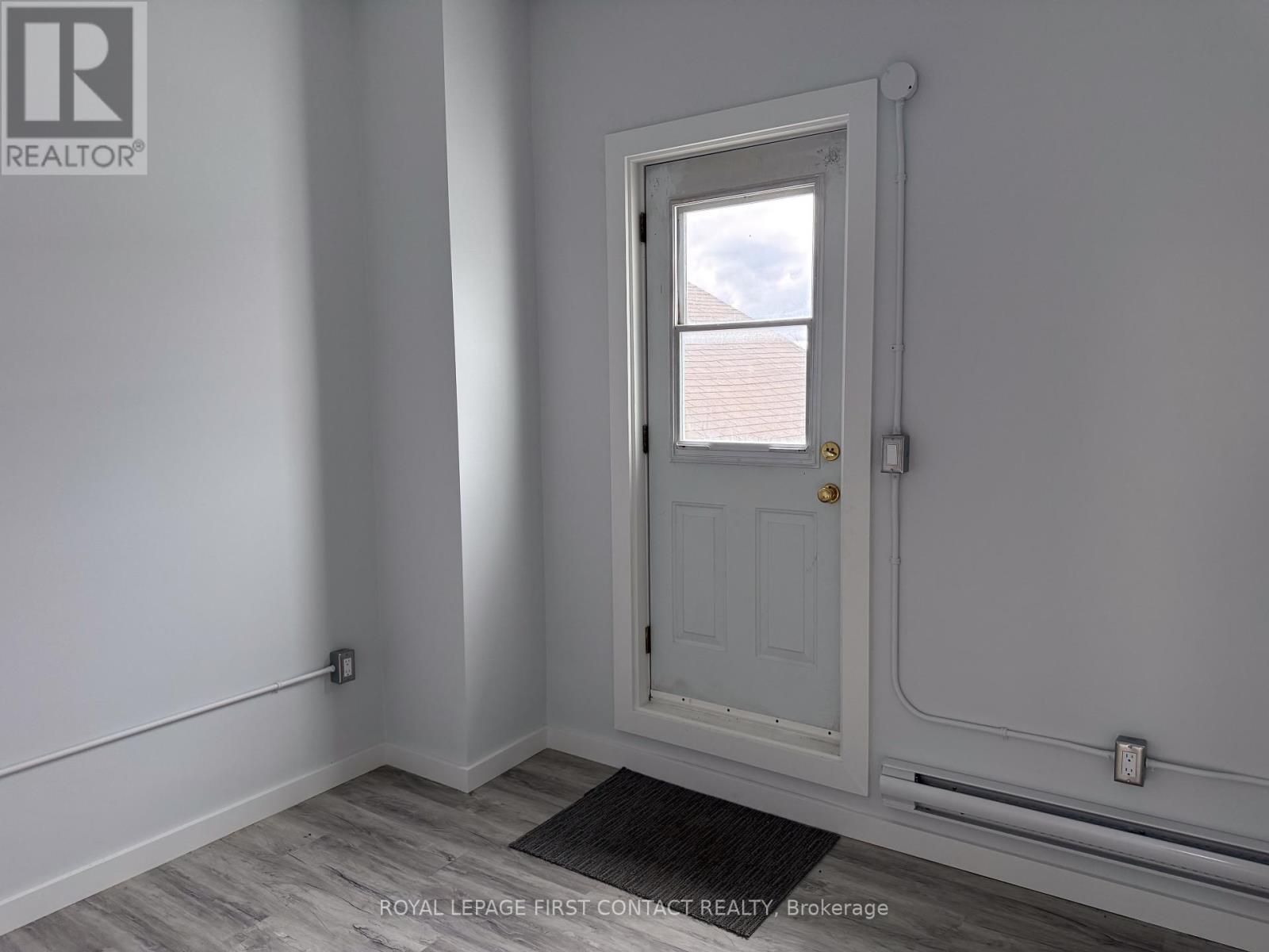 A - 23 Peter Street S, Orillia, Ontario  L3V 5A8 - Photo 6 - S12609156