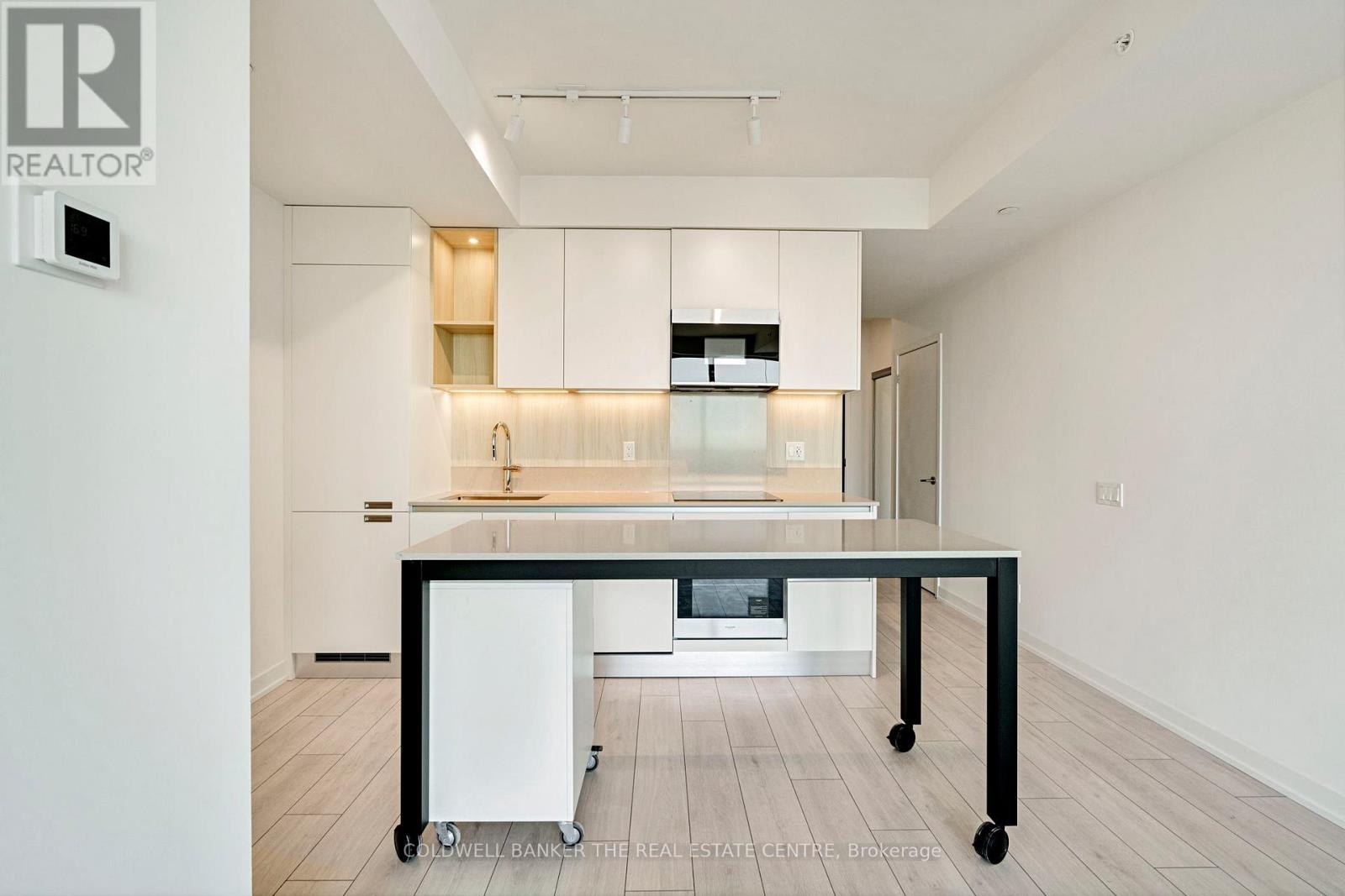 39 Mary Street, Barrie, Ontario  L4N 1S9 - Photo 18 - S12609196