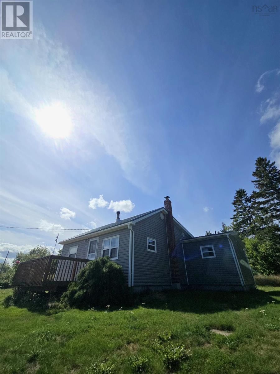 77 Bayfield Road, Afton, Nova Scotia  B0H 1A0 - Photo 3 - 202522978