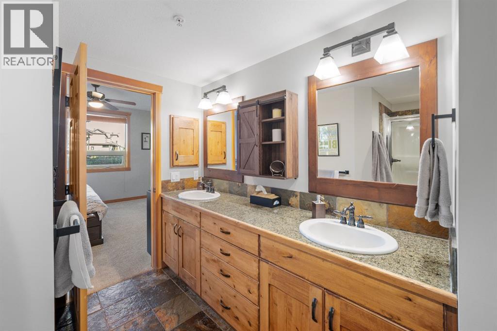 112, 104 Armstrong Place, Canmore, Alberta  T1W 3L5 - Photo 8 - A2268489