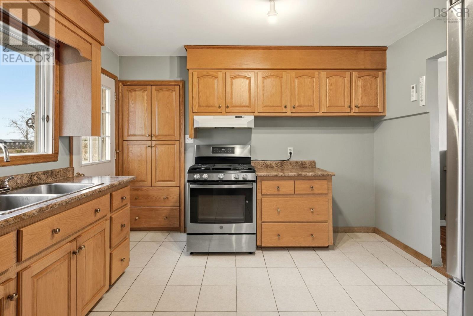 35 Maple Drive, Timberlea, Nova Scotia  B3T 1C2 - Photo 8 - 202528599