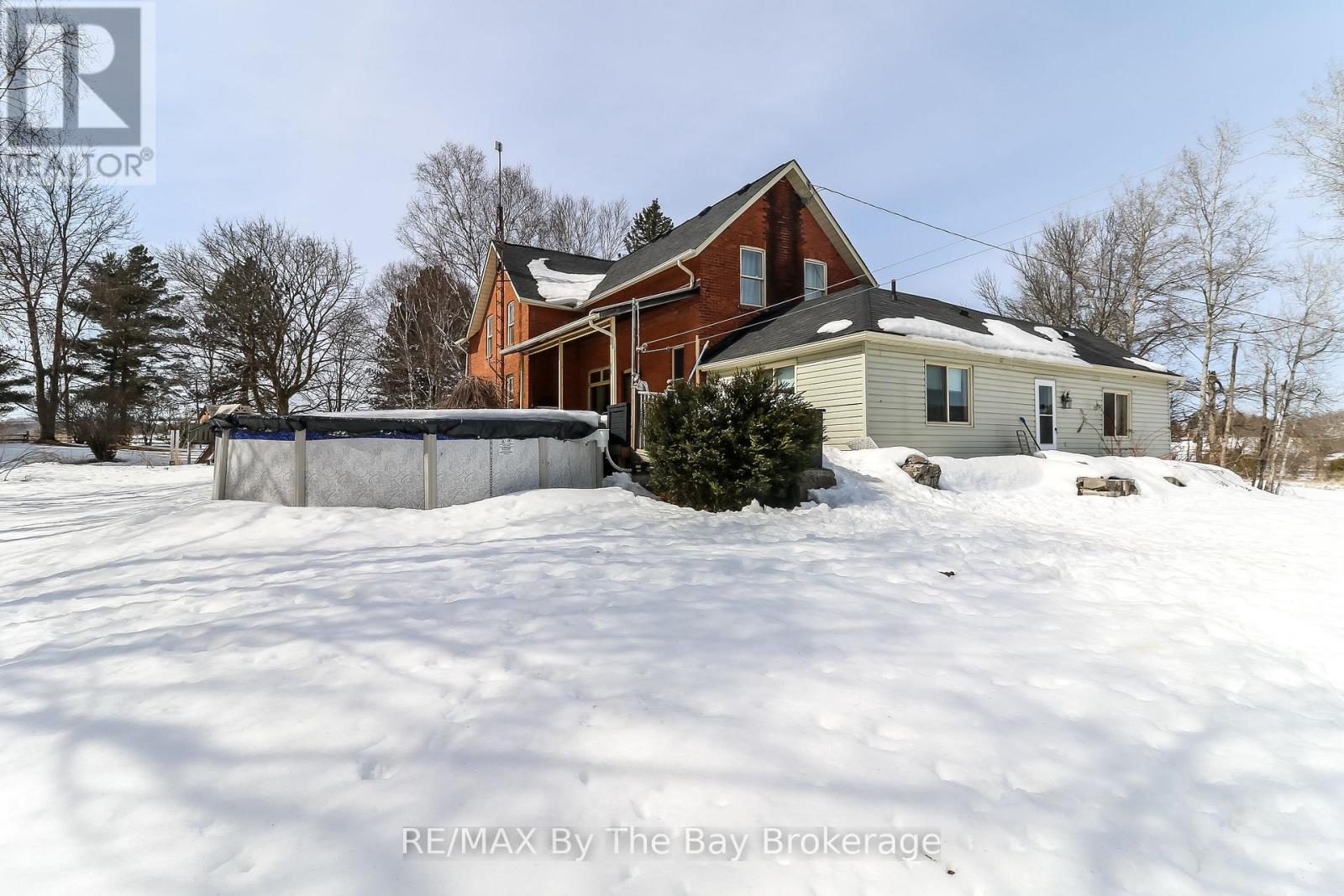 2553 County 42 Road, Clearview, Ontario  L0M 1S0 - Photo 49 - S12506144