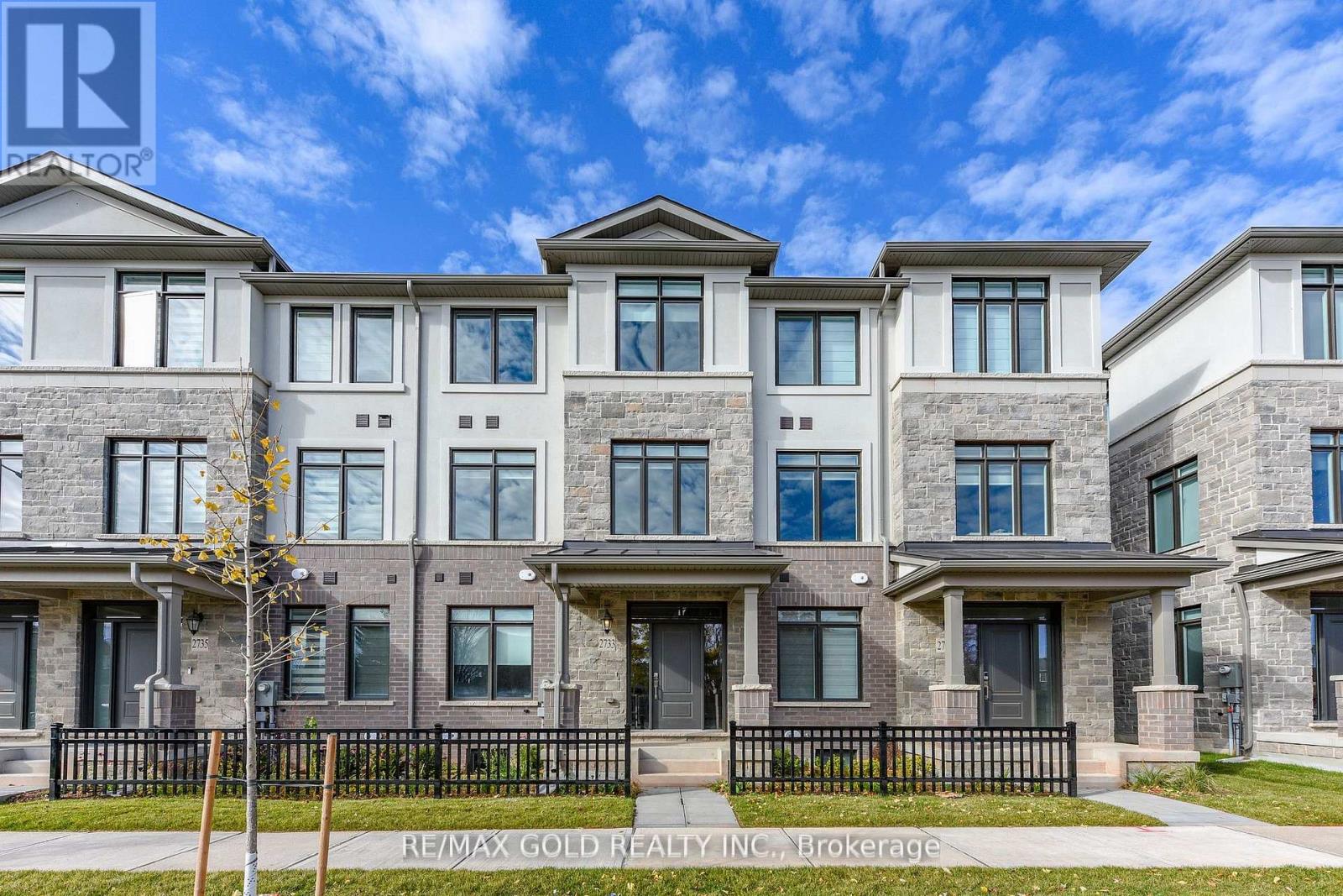 2733 WESTOAK TRAIL, Oakville, Ontario