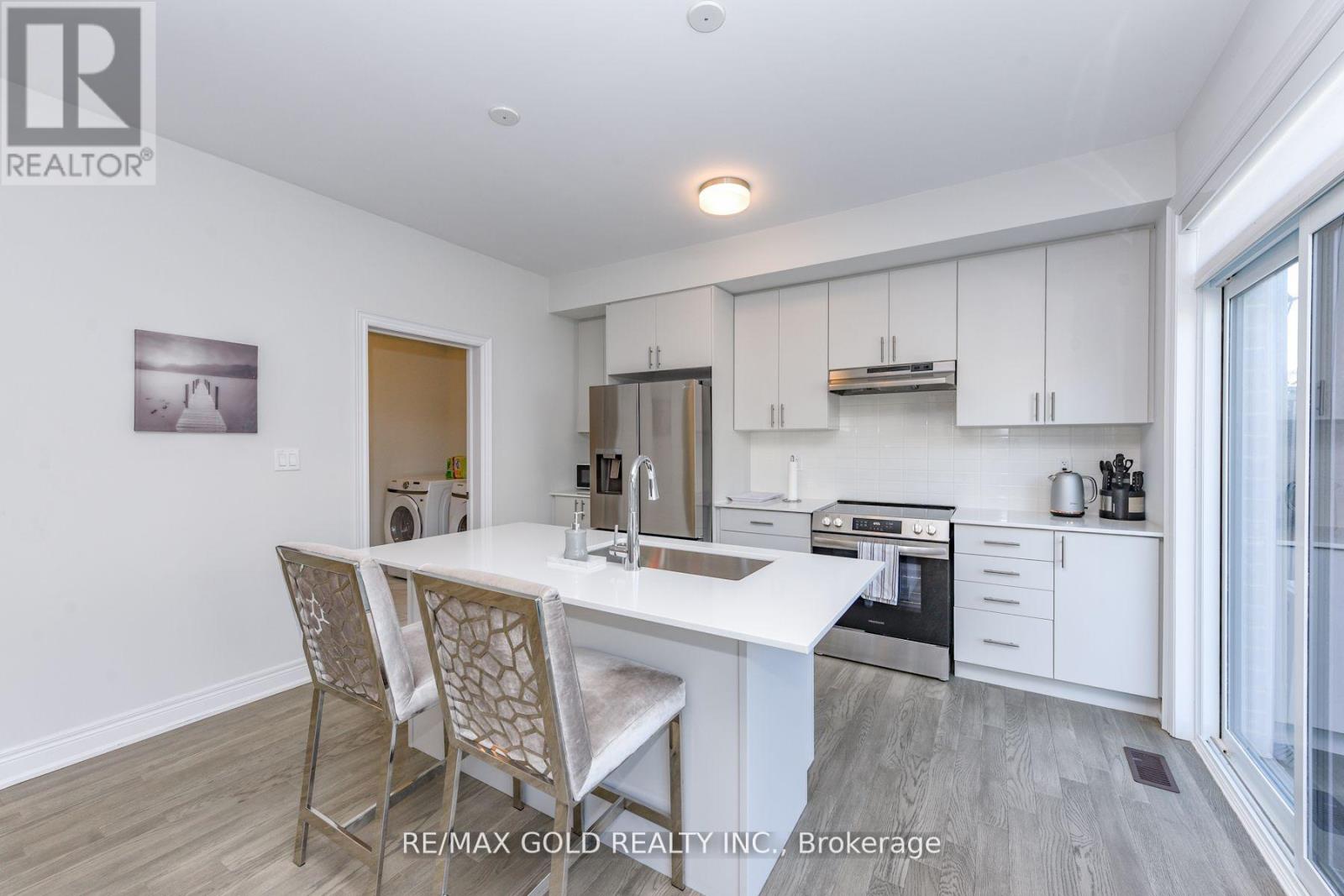 2733 Westoak Trail, Oakville, Ontario  L6M 5T1 - Photo 11 - W12609120