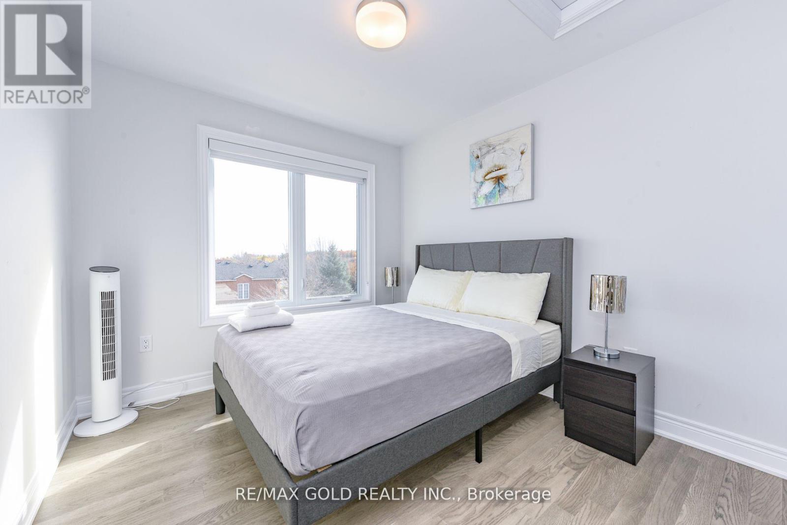 2733 Westoak Trail, Oakville, Ontario  L6M 5T1 - Photo 21 - W12609120