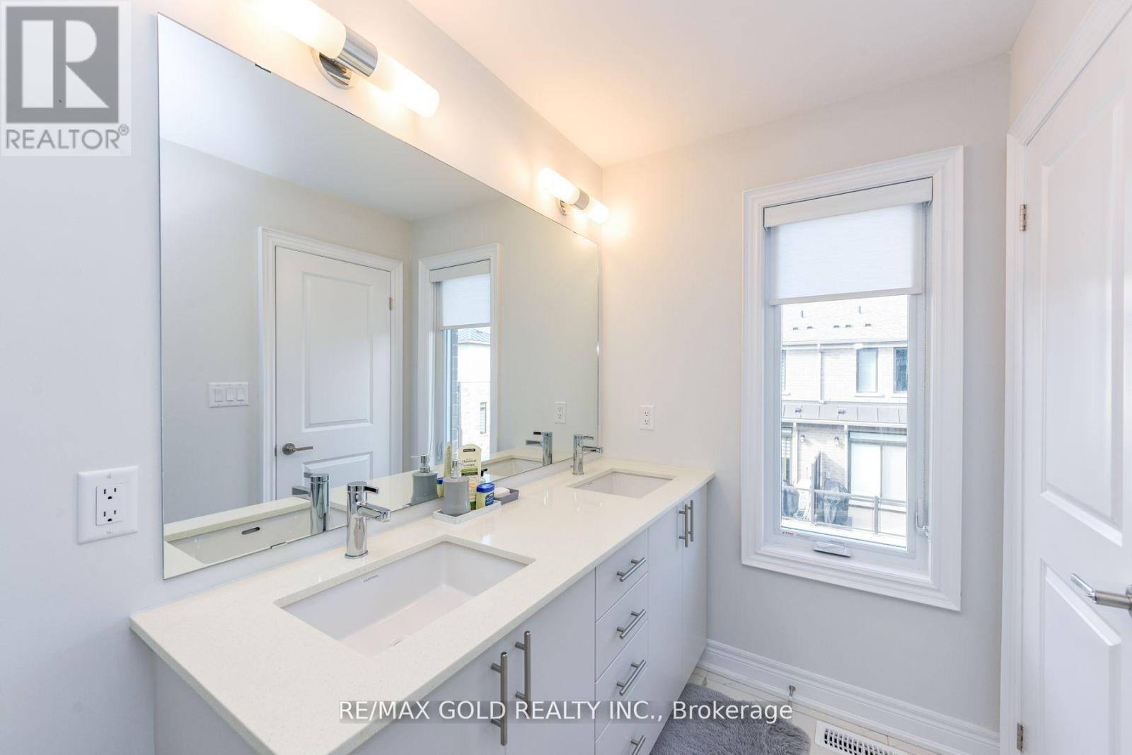 2733 Westoak Trail, Oakville, Ontario  L6M 5T1 - Photo 36 - W12609120