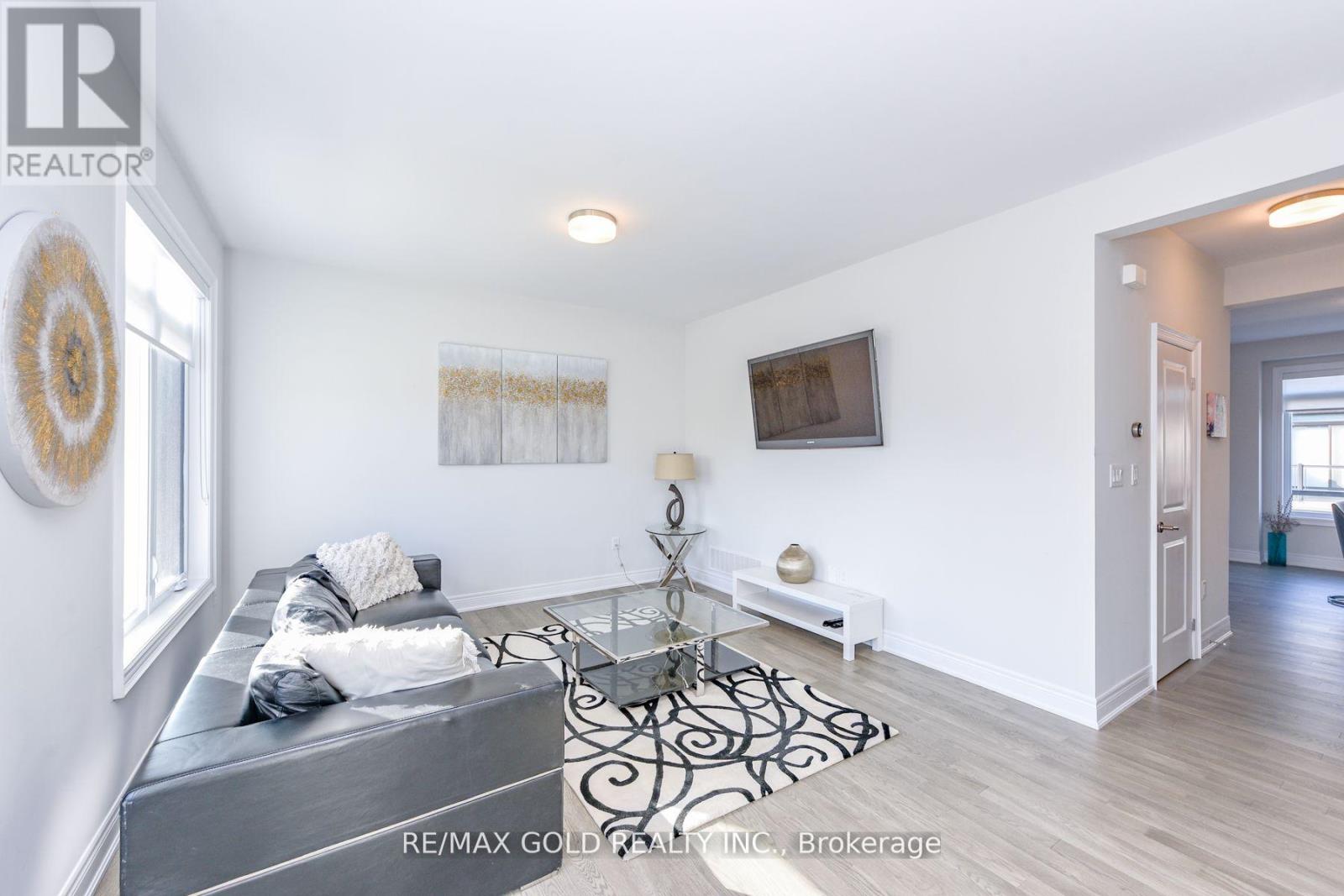 2733 Westoak Trail, Oakville, Ontario  L6M 5T1 - Photo 7 - W12609120