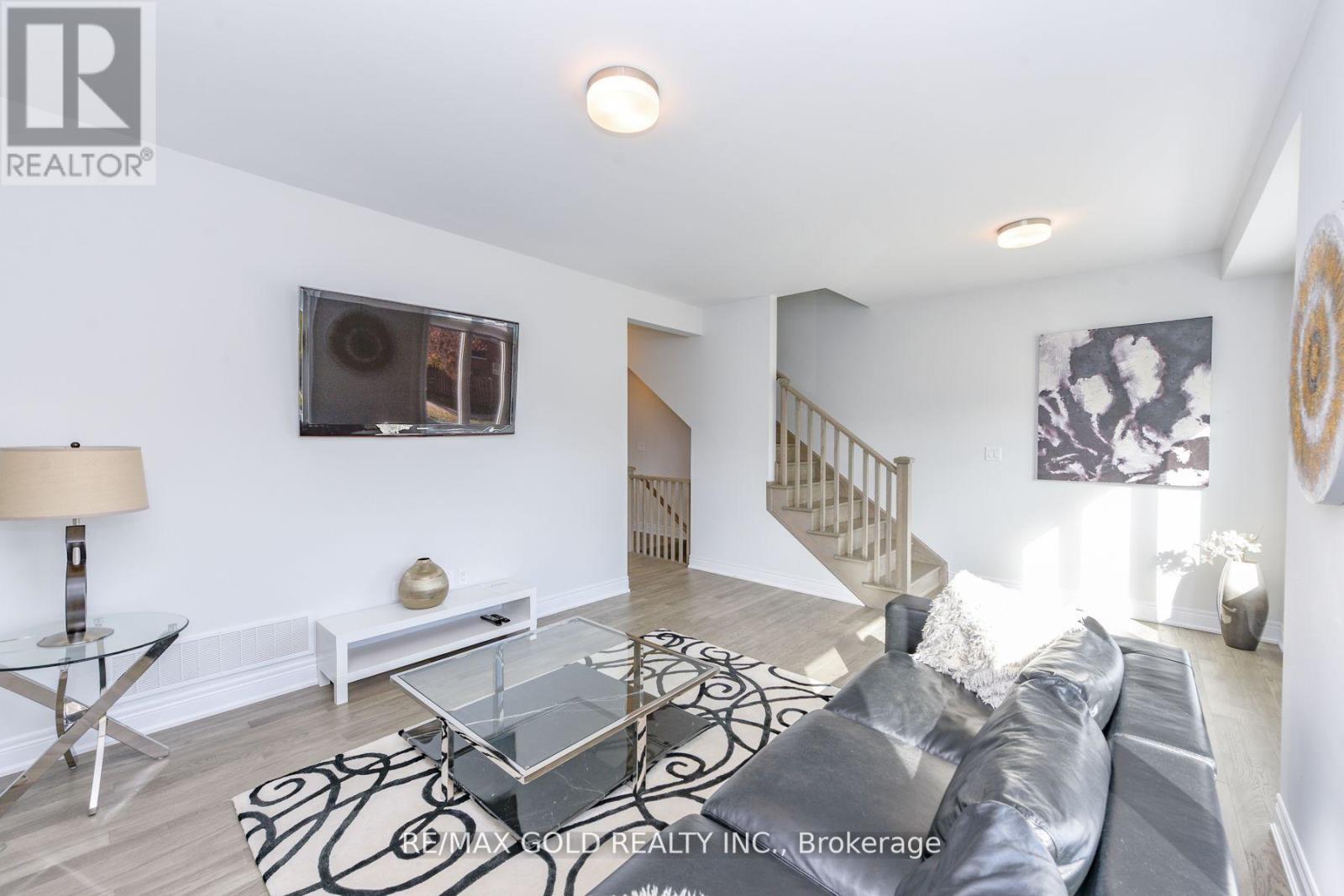 2733 Westoak Trail, Oakville, Ontario  L6M 5T1 - Photo 8 - W12609120