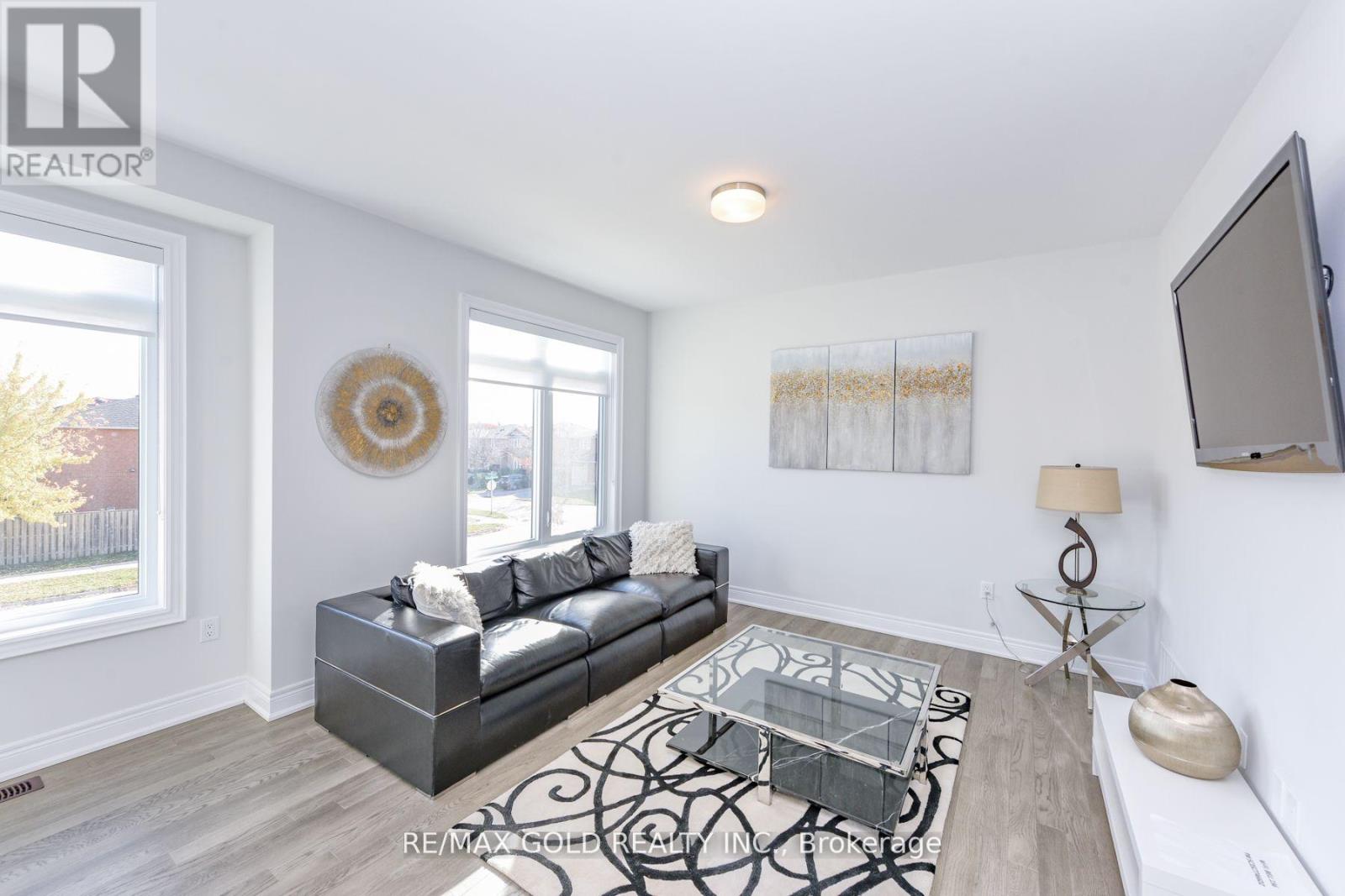 2733 Westoak Trail, Oakville, Ontario  L6M 5T1 - Photo 9 - W12609120