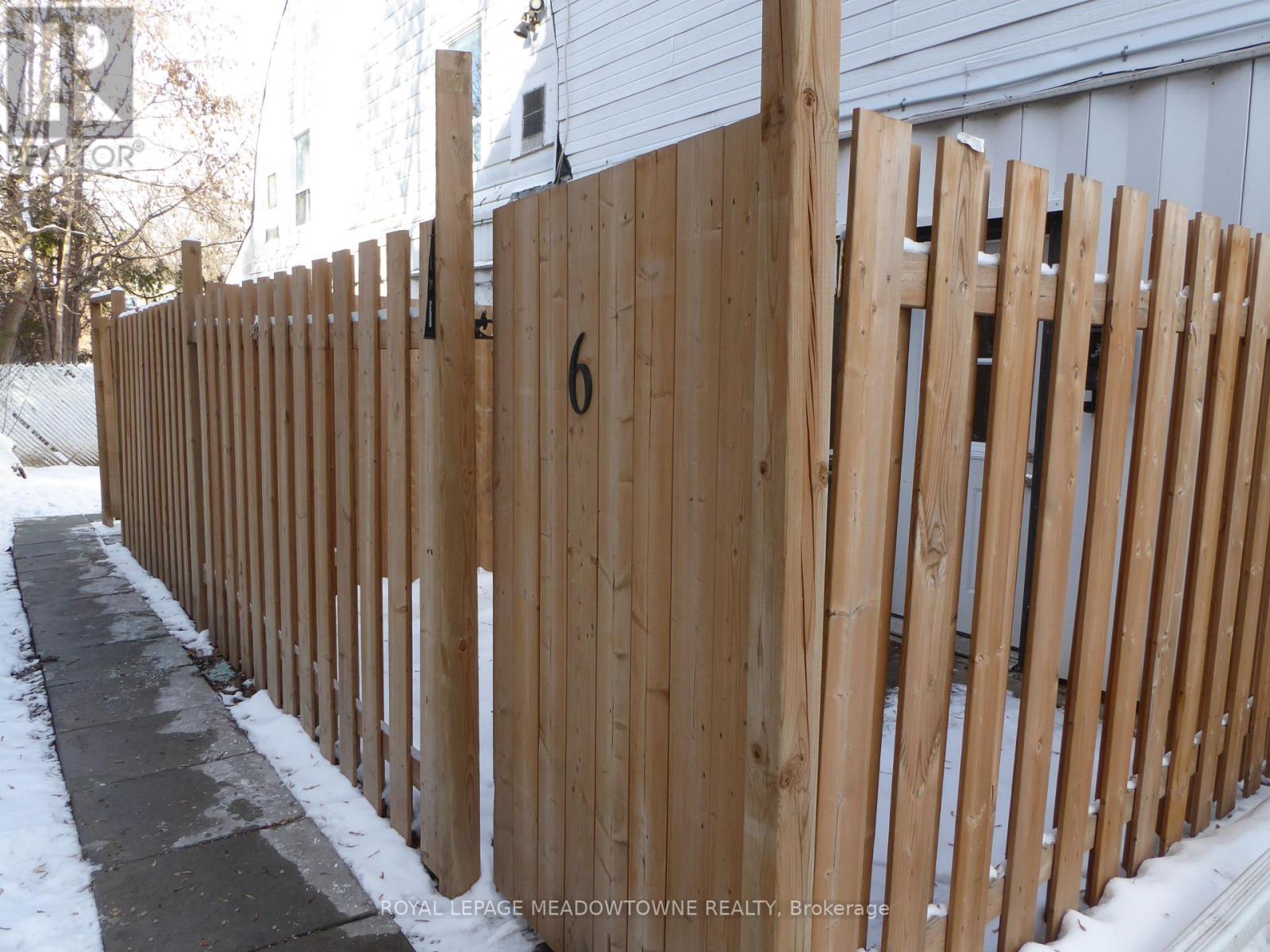 6 - 12 Wesleyan Street, Halton Hills (Georgetown), Ontario  L7G 2E1 - Photo 25 - W12609226