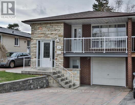 Lower - 943 Blairholm Avenue, Mississauga (Erindale), Ontario  L5C 1G5 - Photo 1 - W12609228