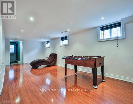 Lower - 943 Blairholm Avenue, Mississauga (Erindale), Ontario  L5C 1G5 - Photo 5 - W12609228