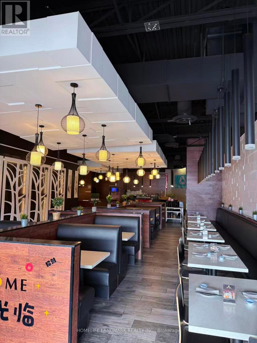 9 - 53 Wilson Street W, Hamilton (Ancaster), Ontario  L9G 1N1 - Photo 4 - X12609194