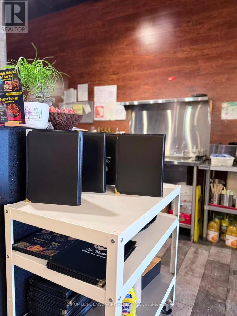 9 - 53 Wilson Street W, Hamilton (Ancaster), Ontario  L9G 1N1 - Photo 7 - X12609194