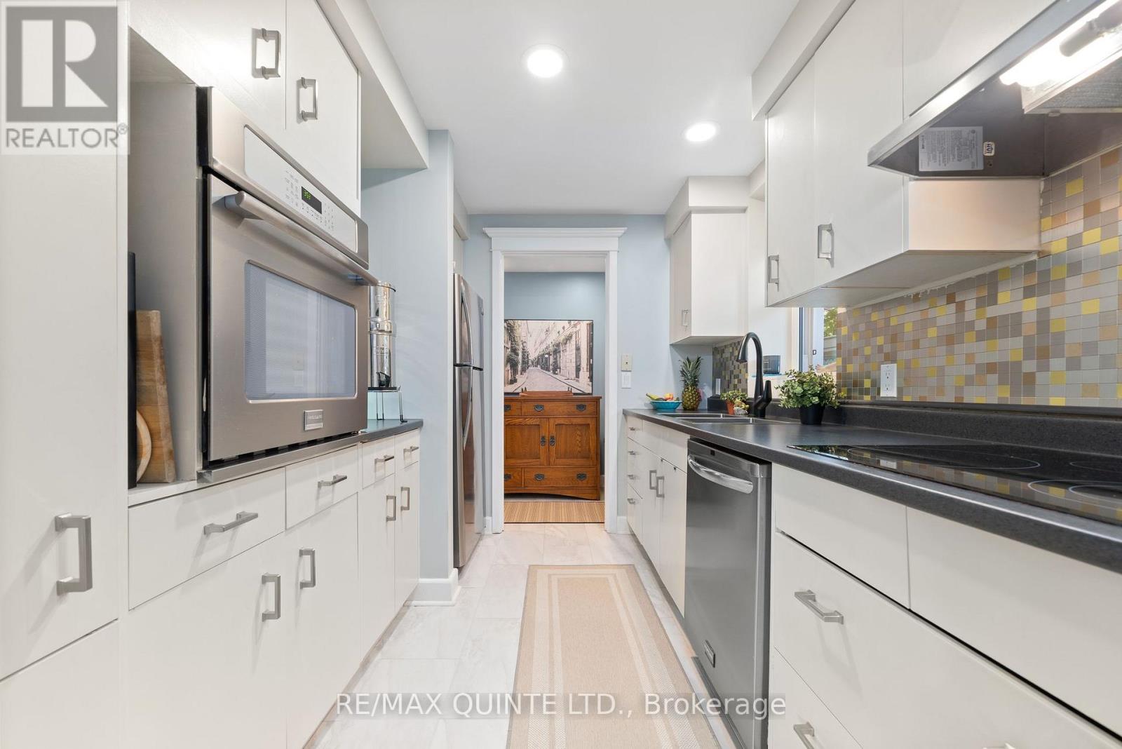 5 - 99 Bridge Street E, Belleville, Ontario  K8N 1M2 - Photo 15 - X12609286