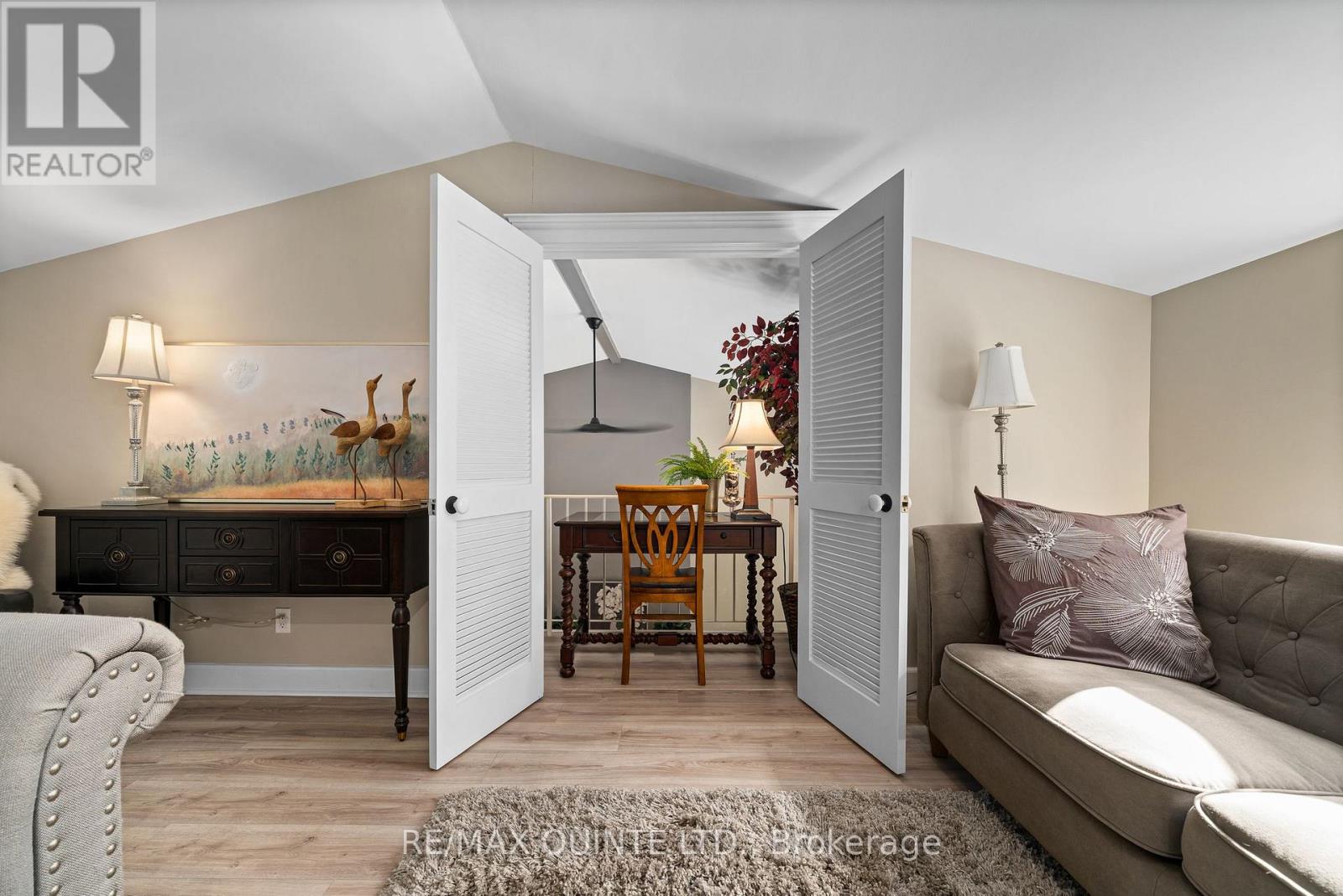 5 - 99 Bridge Street E, Belleville, Ontario  K8N 1M2 - Photo 28 - X12609286