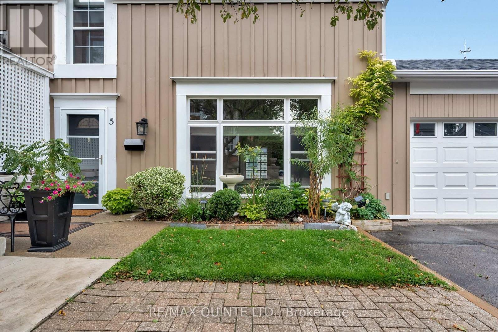 5 - 99 Bridge Street E, Belleville, Ontario  K8N 1M2 - Photo 6 - X12609286