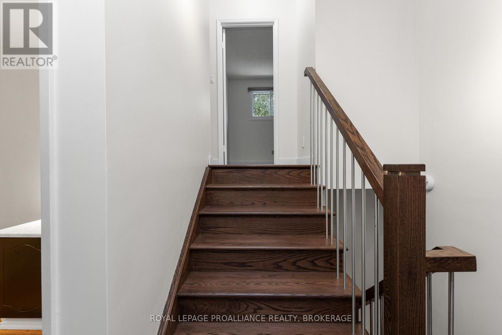 10 - 10 St Paul's Place, Kingston (West Of Sir John A. Blvd), Ontario  K7M 7S1 - Photo 26 - X12609248