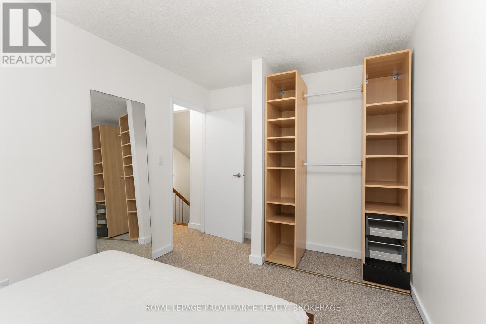 10 - 10 St Paul's Place, Kingston (West Of Sir John A. Blvd), Ontario  K7M 7S1 - Photo 30 - X12609248