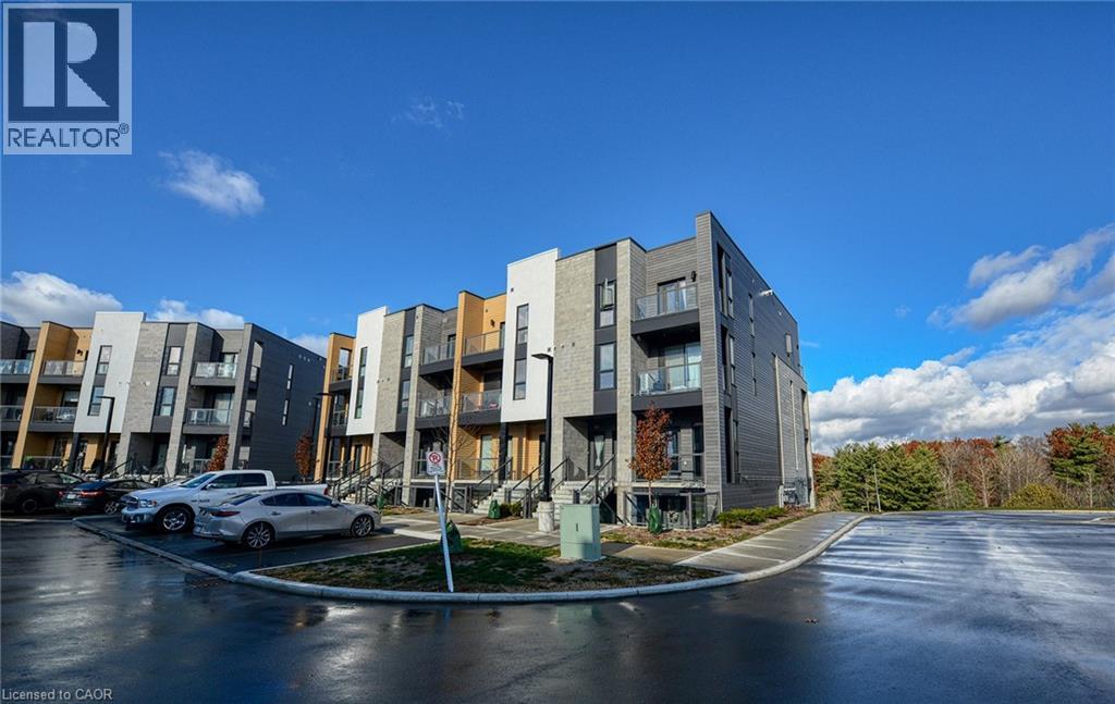 261 Woodbine Avenue Unit# 64, Kitchener, Ontario  N2R 0S7 - Photo 2 - 40790172