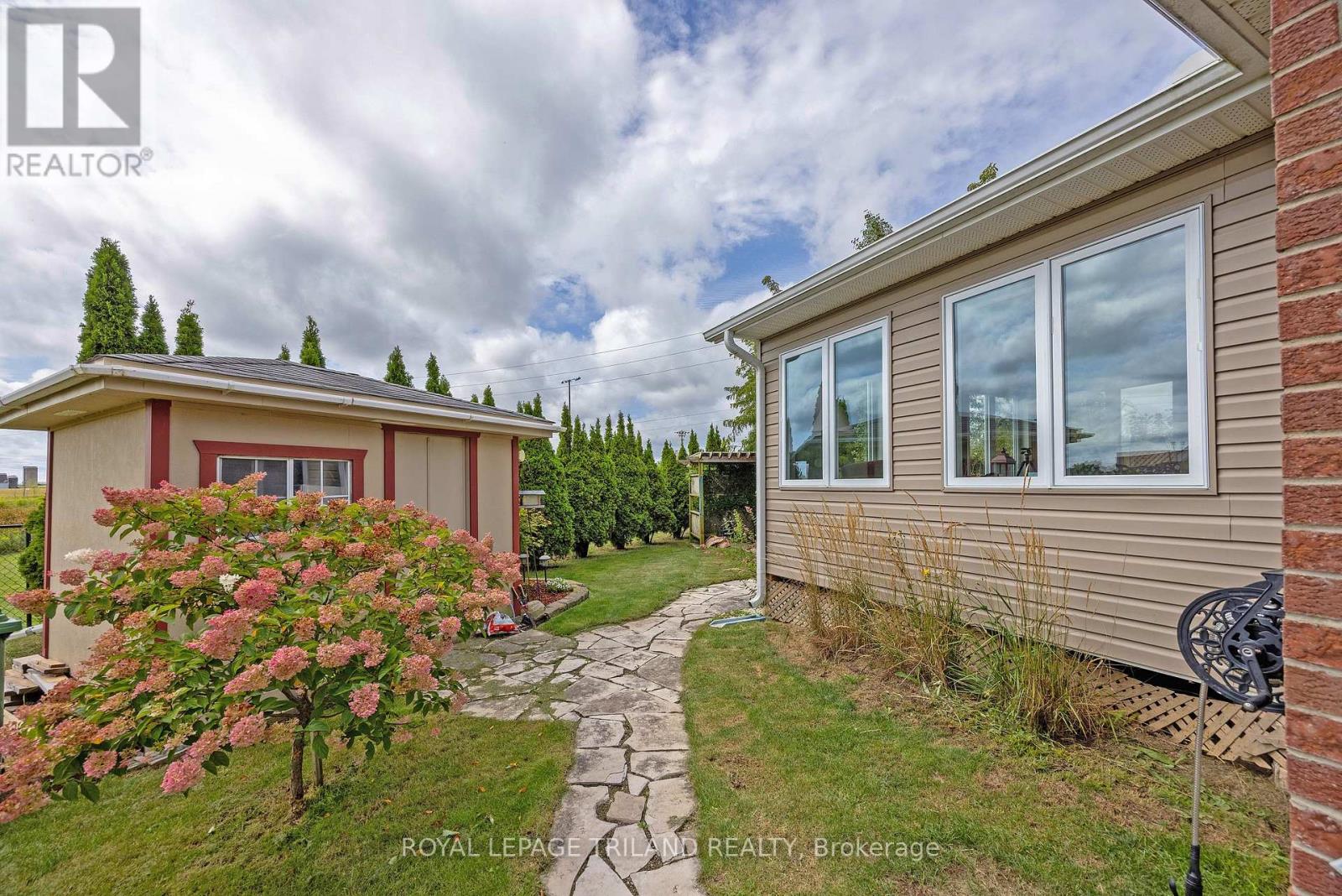 18 Coleman Court, St. Thomas, Ontario  N5R 0A5 - Photo 31 - X12609238