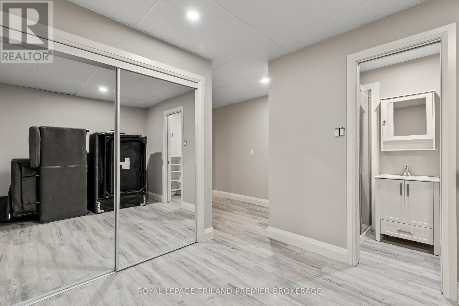 9 - 152 Albert Street, London East, Ontario  N6A 1M1 - Photo 31 - X12609348