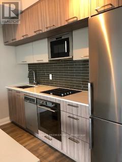 422 - 4800 Highway 7 Road, Vaughan (East Woodbridge), Ontario  L4L 1H8 - Photo 6 - N12609212