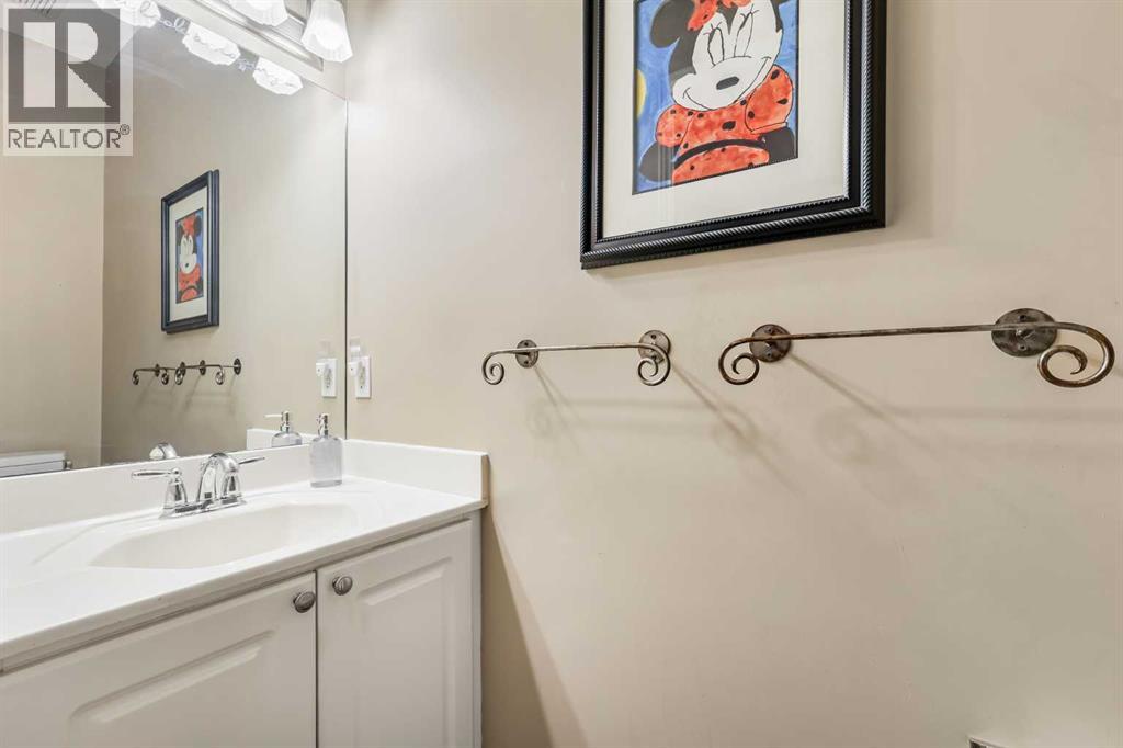 248 Douglas Ridge Green Se, Calgary, Alberta T2Z 2T4 - Photo 14 - A2265204