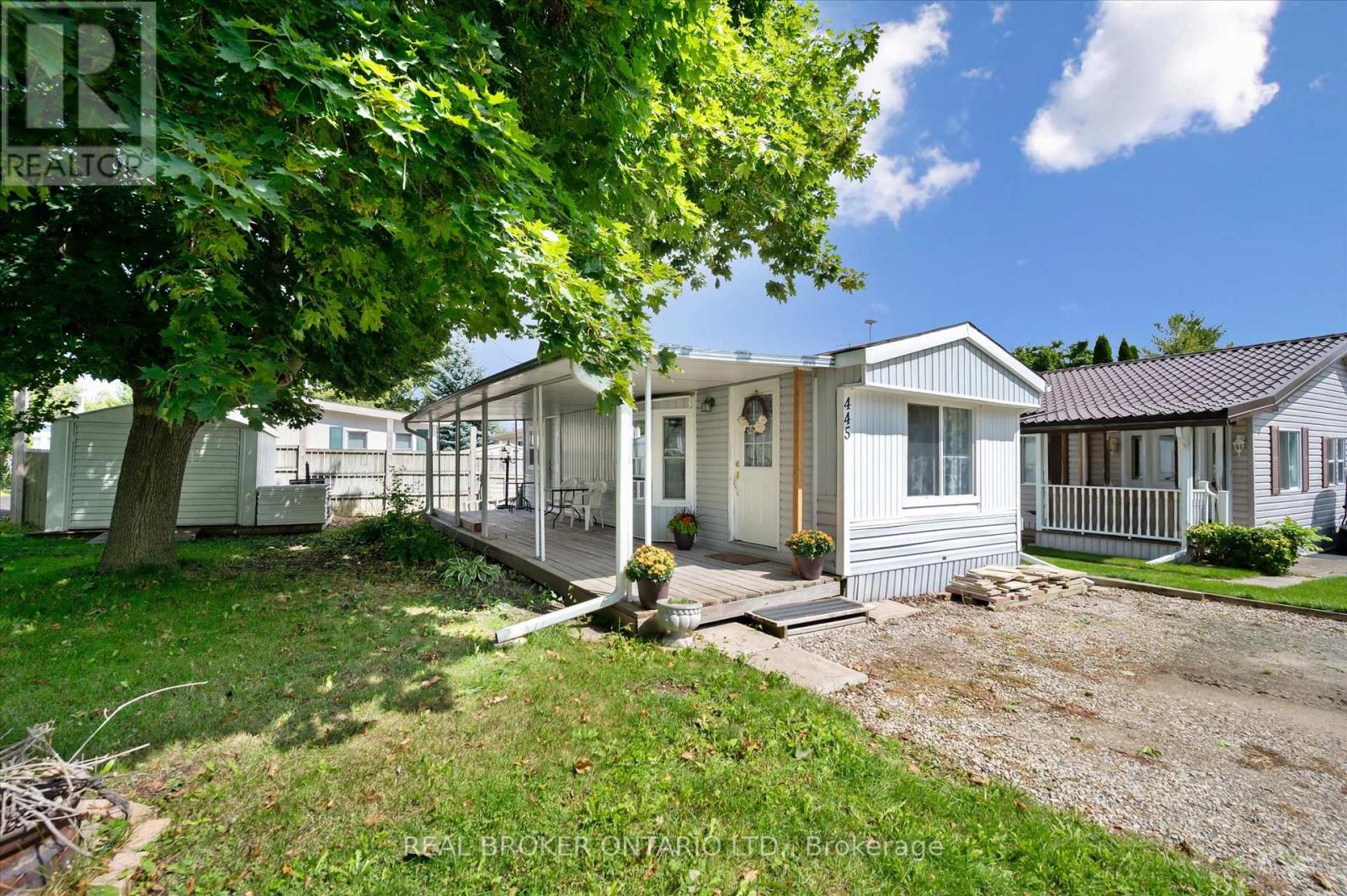 445 Pine Pass, Centre Wellington, Ontario  N1M 2W5 - Photo 3 - X12375844