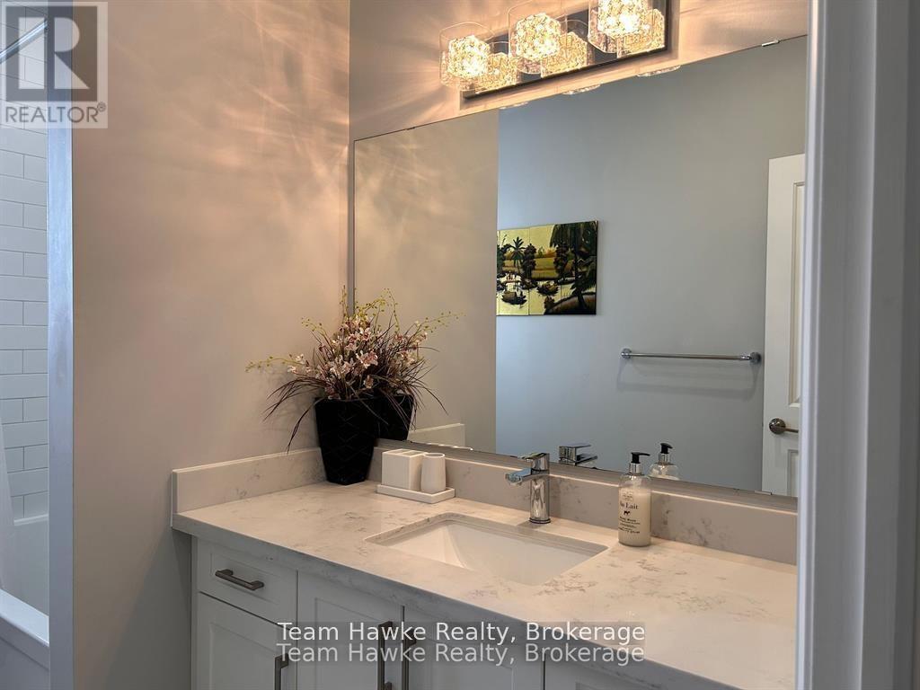 152 Bishop Drive, Barrie (Ardagh), Ontario  L4N 6X8 - Photo 15 - S12609314