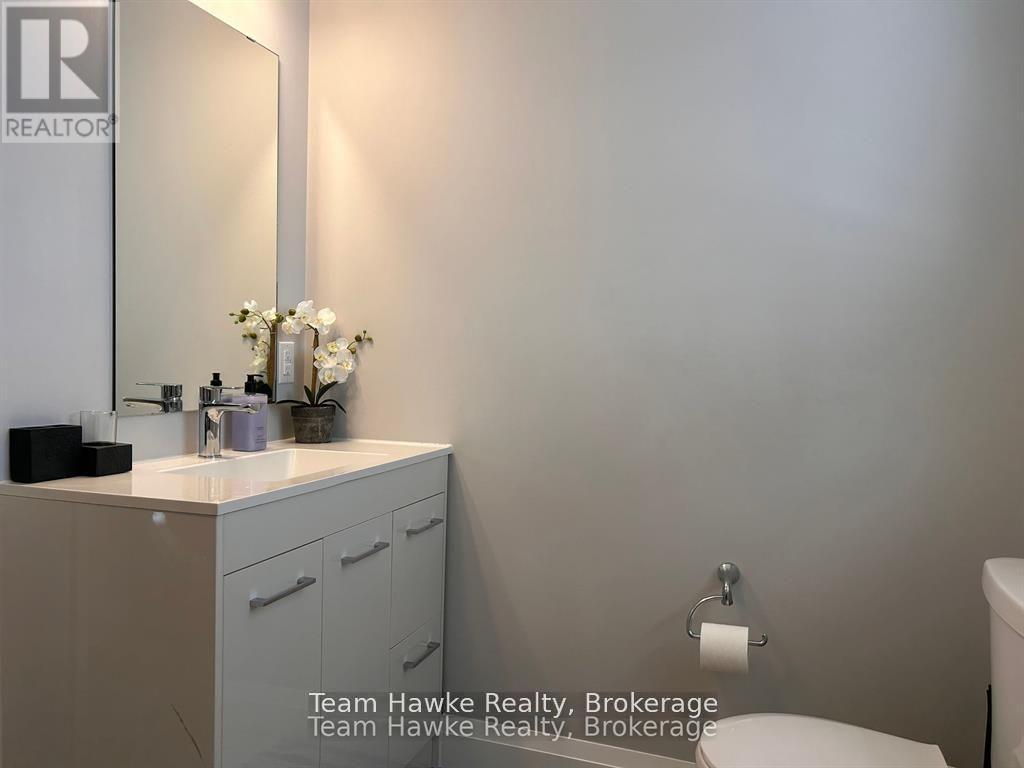 152 Bishop Drive, Barrie (Ardagh), Ontario  L4N 6X8 - Photo 16 - S12609314