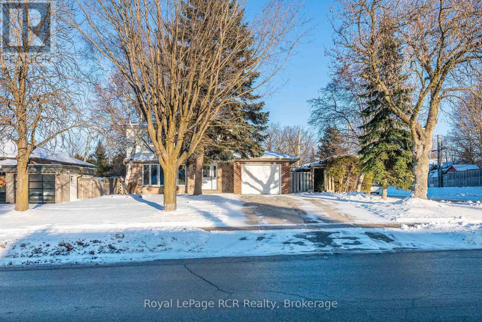 37 CENTRE STREET, Orangeville, Ontario