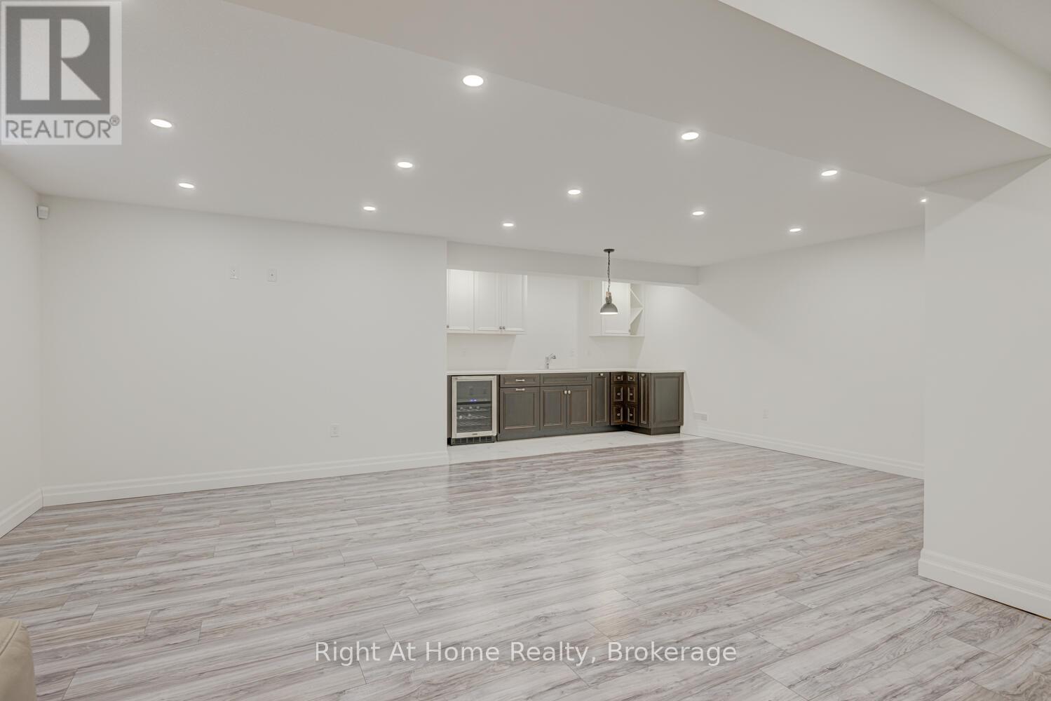 1038 Trailsway Avenue, London South, Ontario  N6K 0J2 - Photo 26 - X12552006