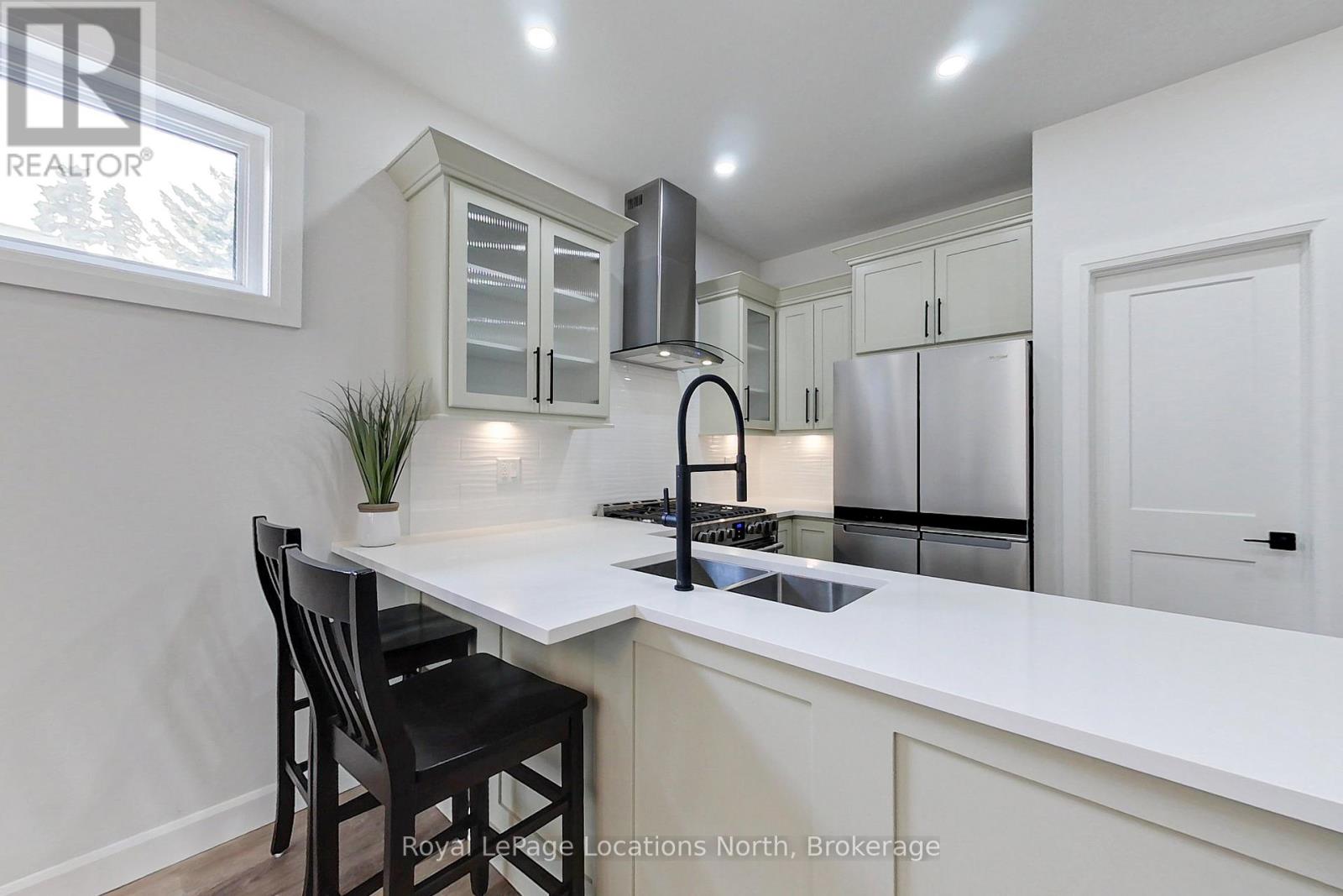 145 Boucher Street E, Meaford, Ontario N4L 1B7 - Photo 9 - X12609262