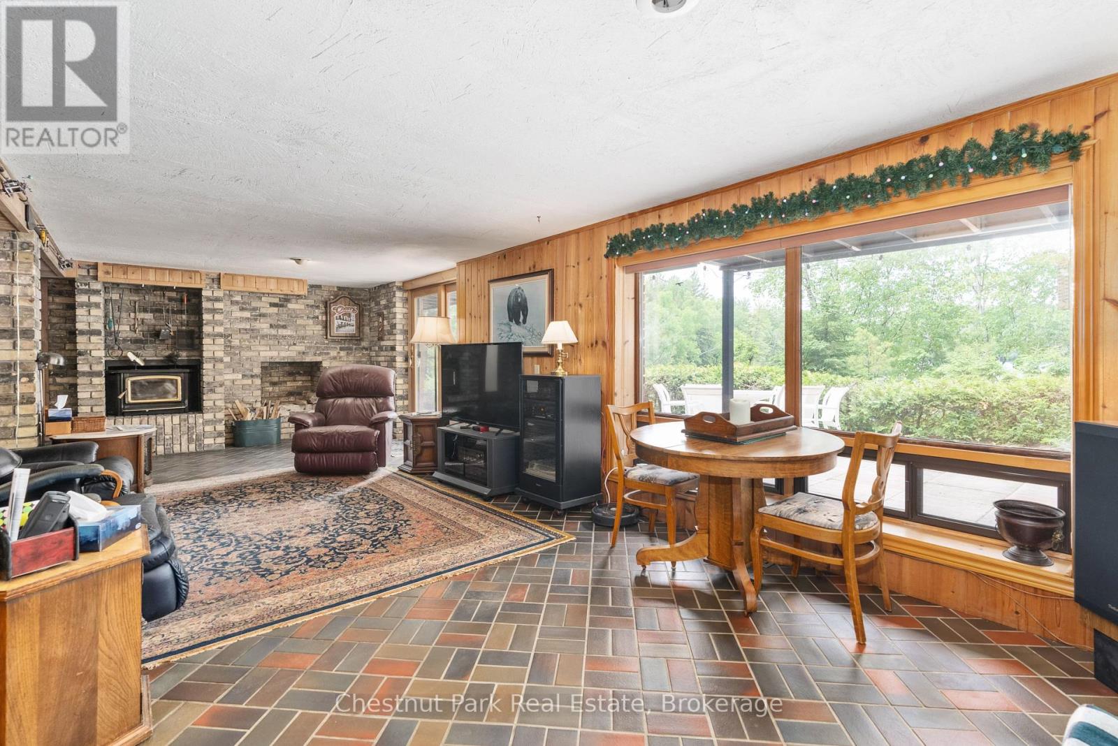 652 North Waseosa Lake Road, Huntsville, Ontario P1H 2J4 - Photo 27 - X12609340