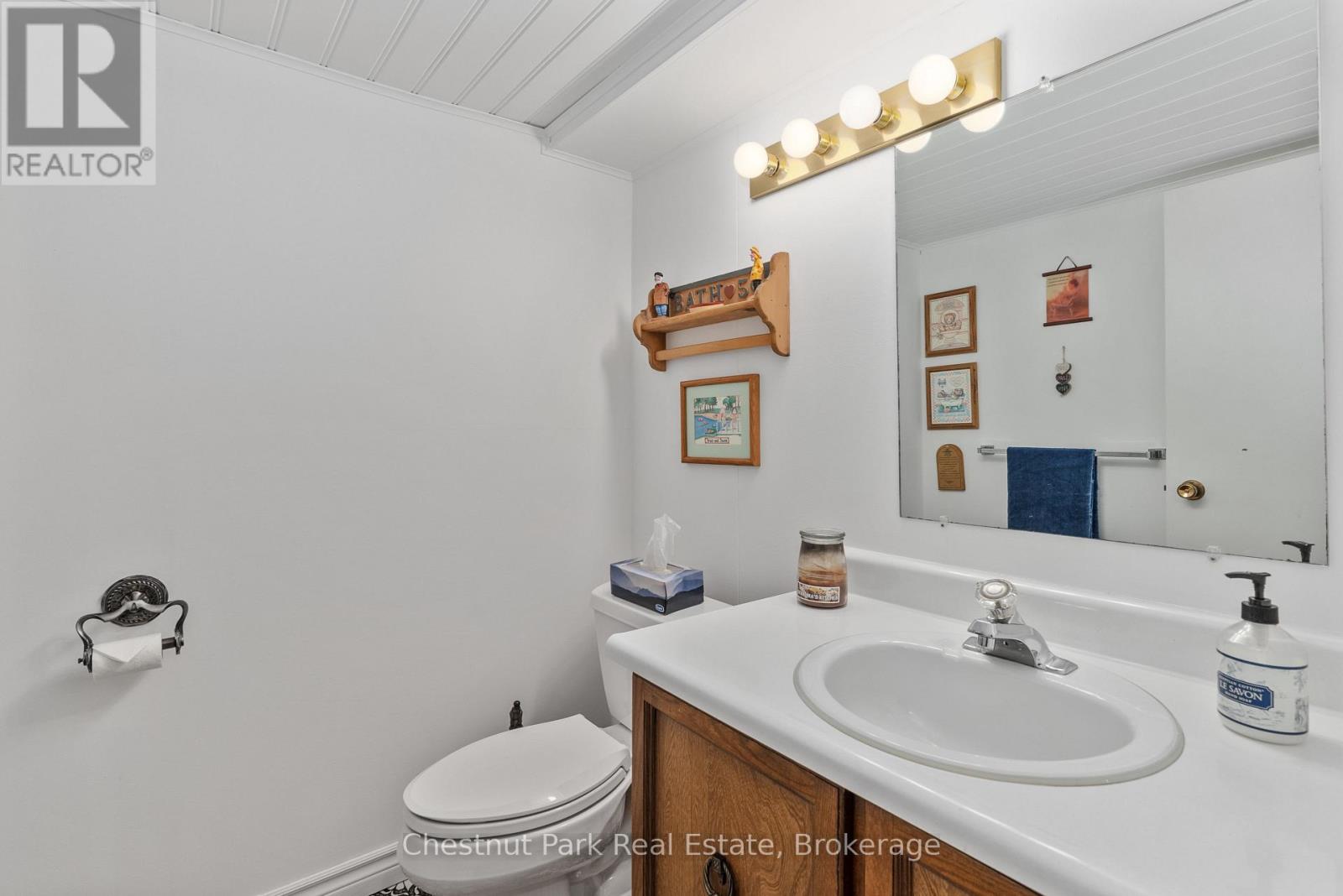 652 North Waseosa Lake Road, Huntsville, Ontario P1H 2J4 - Photo 28 - X12609340