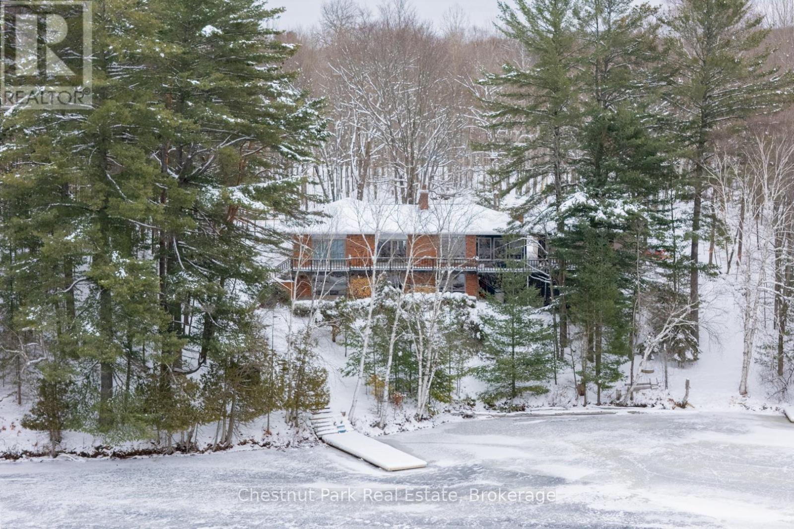 652 North Waseosa Lake Road, Huntsville, Ontario P1H 2J4 - Photo 33 - X12609340